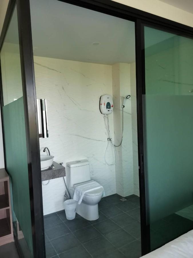Yamin Seaview Hotel Пхукет Экстерьер фото